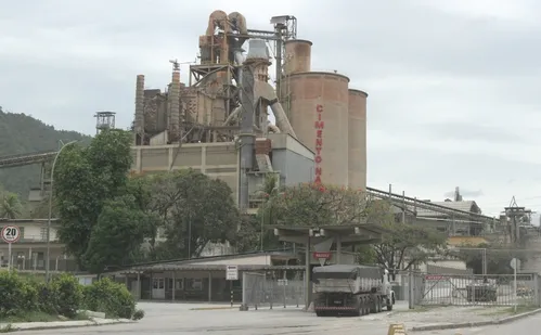 
          Imagem ilustrativa da imagem Plano de recuperação do Grupo João Santos avança
          