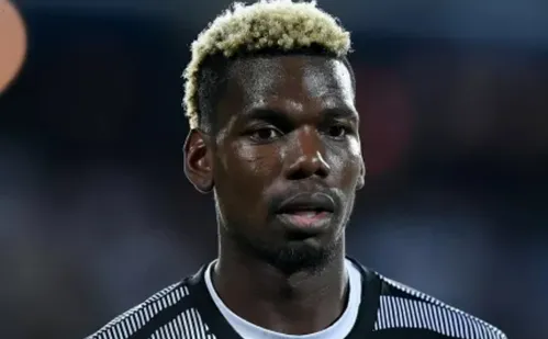 
          Imagem ilustrativa da imagem Pogba brinca que jogaria de graça no Corinthians no "The Noite com Danilo Gentili"
          