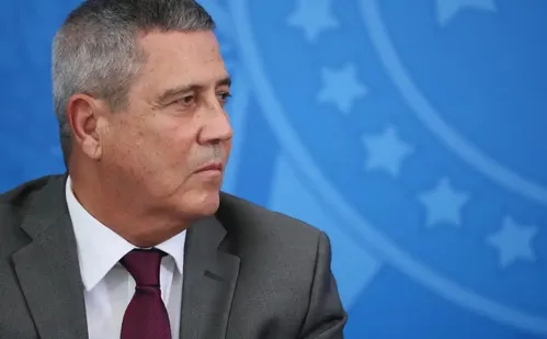 
          Imagem ilustrativa da imagem STF forma maioria para condenar Braga Netto por abolição do Estado de Direito
          