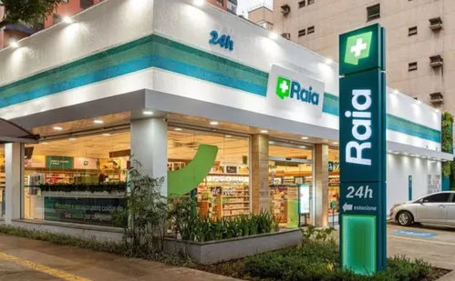 
          Imagem ilustrativa da imagem Procon multa rede de farmácias em mais de R$ 8 milhões por exigir CPF de clientes
          