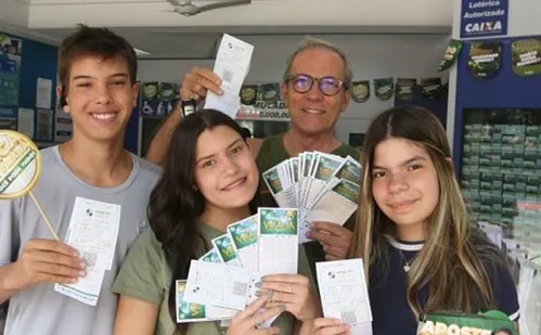 
          Imagem ilustrativa da imagem Que luxo você teria se virasse um milionário?
          