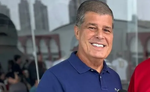 
          Imagem ilustrativa da imagem Quem era João Bernardo Simões, apresentador encontrado morto em casa
          