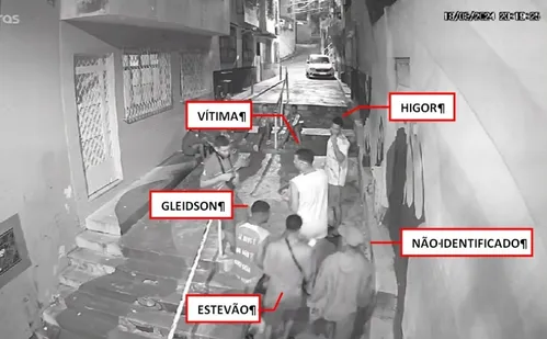 
          Imagem ilustrativa da imagem Rapaz foi morto no centro de Vitória por dizer que era amigo de Marujo
          