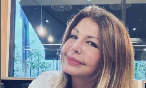 
          Imagem ilustrativa da imagem Roberta Close celebra 60 anos como ícone da beleza e símbolo de coragem no Brasil
          