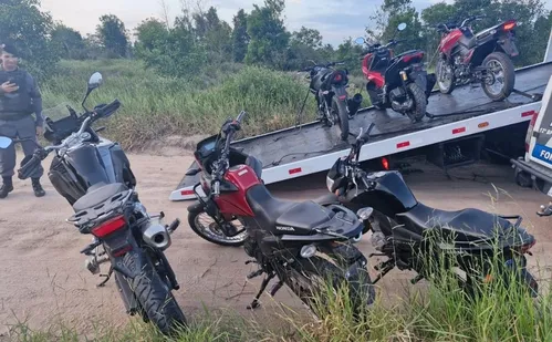 
          Imagem ilustrativa da imagem Seis motos são recuperadas após roubo em concessionária no norte do ES
          