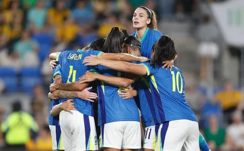 
          Imagem ilustrativa da imagem Seleção brasileira feminina termina o ano em 7º no ranking da Fifa
          