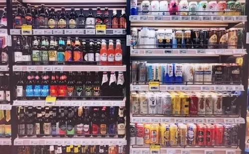 
          Imagem ilustrativa da imagem Serra limita horários para funcionamento de distribuidoras de bebidas
          