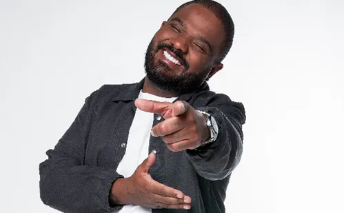 
          Imagem ilustrativa da imagem Arlindinho em tarde de grandes sambas em Vila Velha
          