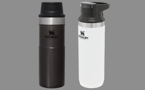 
          Imagem ilustrativa da imagem Stanley retira milhões de garrafas do mercado após clientes sofrerem queimaduras
          