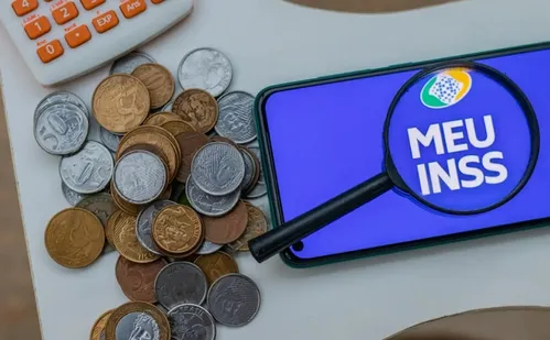 
          Imagem ilustrativa da imagem Teto do INSS vai passar de R$ 8 mil
          