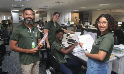 
          Imagem ilustrativa da imagem Trabalhadores surdos ajudam a digitalizar 1 milhão de processos
          