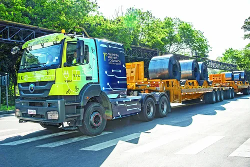 
          Imagem ilustrativa da imagem Transporte e logística: décadas de compromisso
          