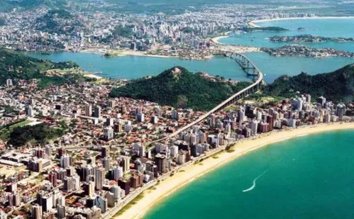 
          Imagem ilustrativa da imagem Turismo cresce no ES e atinge o maior patamar desde janeiro de 2023
          