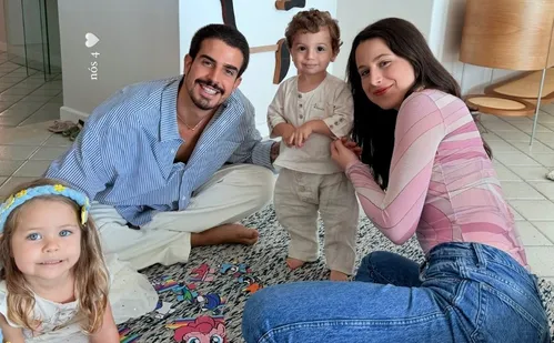 
          Imagem ilustrativa da imagem VÍDEO | Caçulas de Claudia Raia e Edson Celulari se encontram pela primeira vez
          