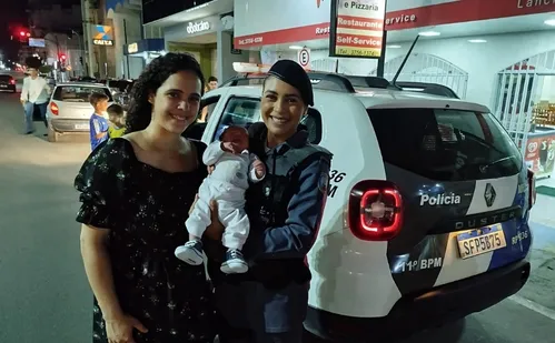 
          Imagem ilustrativa da imagem VÍDEO | Policial militar salva bebê de 9 dias engasgado com leite no ES
          