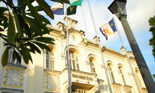 
          Imagem ilustrativa da imagem Verba de gabinete dos vereadores do Recife sobe de R$ 9 mil para R$ 16 mil em 2025
          