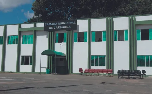 
          Imagem ilustrativa da imagem Vereadores de Cariacica aumentam salário de prefeito para R$ 27 mil
          