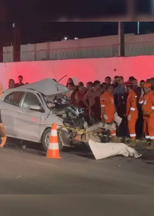 Imagem ilustrativa da imagem Colisão entre ônibus e carro de aplicativo deixa 2 mortos em São Lourenço da Mata