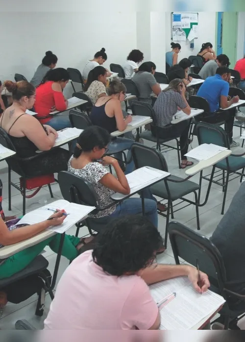 Imagem ilustrativa da imagem Concurso federal: Vagas para ganhar R$ 12 mil no ES