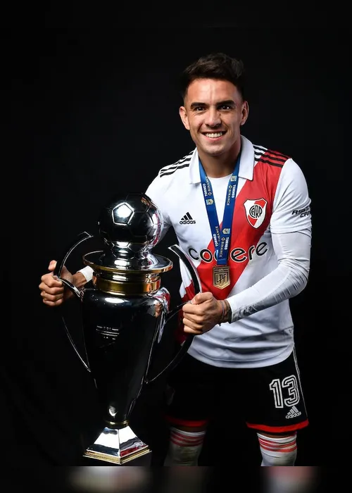 Imagem ilustrativa da imagem Enzo Díaz se despede do River rumo ao São Paulo: ‘É um dos grandes do Brasil’