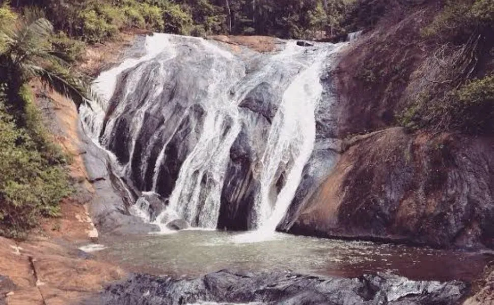 Imagem ilustrativa da imagem Diversão no roteiro das cachoeiras de Norte a Sul do ES