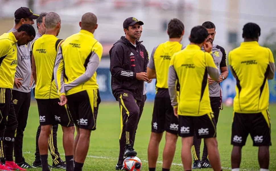 Imagem ilustrativa da imagem Após derrota na estreia, Flamengo volta a campo contra o Madureira