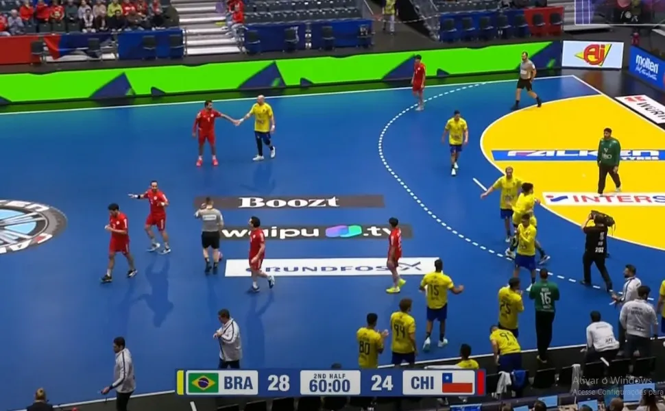 Imagem ilustrativa da imagem Brasil leva susto, mas vence Chile em estreia na 2ª fase no Mundial de Handebol