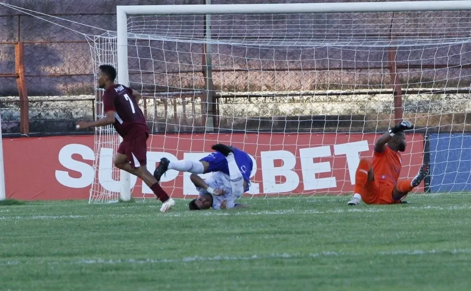 Imagem ilustrativa da imagem Clássico Rio Branco x Desportiva com restrição de público no ES