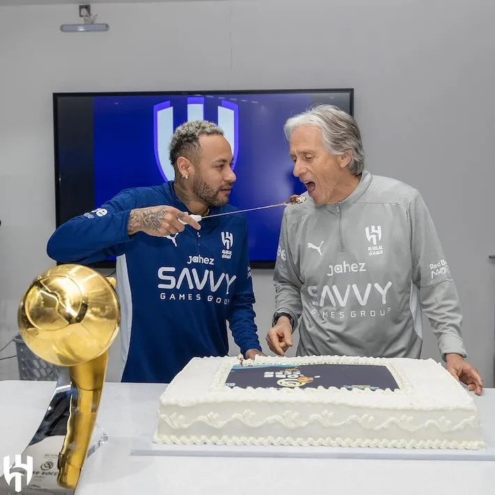 Imagem ilustrativa da imagem Jorge Jesus diz que Neymar saiu triste do Al-Hilal: ‘Principalmente comigo’