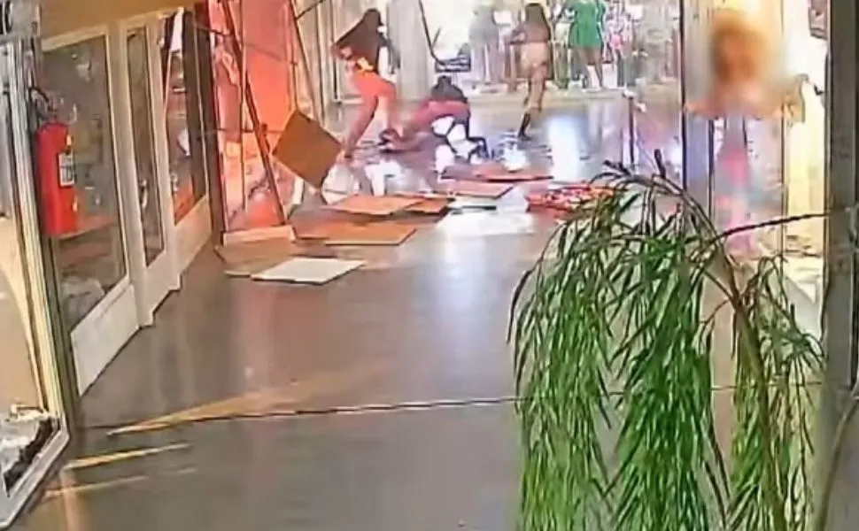 Imagem ilustrativa da imagem Capixaba suspeita incendiar shopping no Rio de Janeiro é presa na Serra