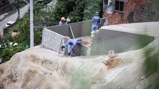 Imagem ilustrativa da imagem Chuvas no Recife: maior volume da história em fevereiro mantém cidade em alerta