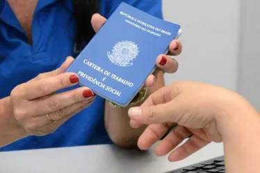 Imagem ilustrativa da imagem 300 mil vão poder se aposentar mesmo sem ter carteira assinada