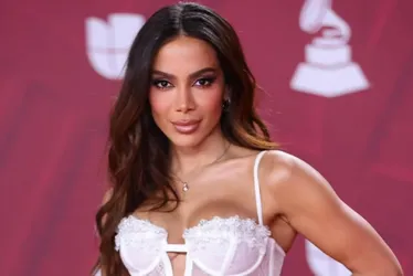 Imagem ilustrativa da imagem Anitta confirma trio sem corda no Carnaval de Salvador