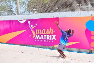 Imagem ilustrativa da imagem Beach Tennis Neon em Cariacica