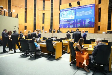 Imagem ilustrativa da imagem Casagrande perto de escolher favorito à presidência da Assembleia