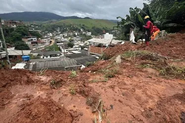 Imagem ilustrativa da imagem Chuvas em MG deixam 26 mortos e mais de 50 cidades em situação de emergência