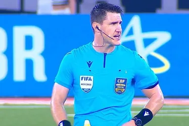 Imagem ilustrativa da imagem Clássico das Multidões deste sábado (1º) será comandado por árbitro Fifa