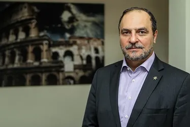 Imagem ilustrativa da imagem Corinthians: Augusto Melo entra com pedido de destituição do presidente do Conselho