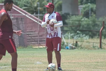 Imagem ilustrativa da imagem Desportiva bate o Jaguaré e segue na caça ao líder do Capixabão