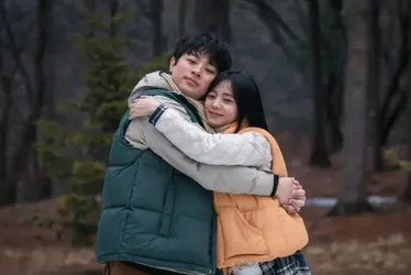 Imagem ilustrativa da imagem Dorama com zumbis e cantora do Blackpink no Prime Video
