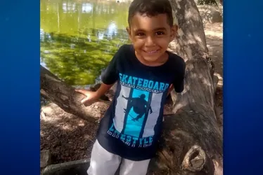 Imagem ilustrativa da imagem Menino de 6 anos é encontrado morto dentro de apartamento em Vila Velha