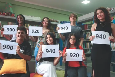 Imagem ilustrativa da imagem Estudantes da rede pública se dão bem na redação do Enem 2024