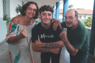 Imagem ilustrativa da imagem “Estudava todo dia”, diz 1º lugar em Medicina na Ufes