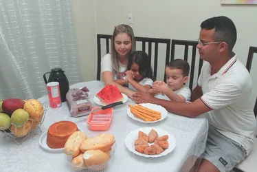 Imagem ilustrativa da imagem Famílias retomam antigos hábitos na criação dos filhos