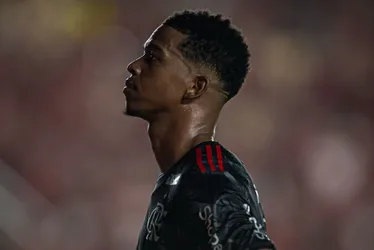 Imagem ilustrativa da imagem Flamengo arrasa Bangu na despedida do time reserva no Carioca