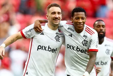 Imagem ilustrativa da imagem Flamengo 'estreia' titulares e derrota Volta Redonda no Mané Garrincha