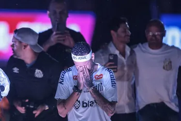 Imagem ilustrativa da imagem ‘Herdeiro de Pelé’, veja reações internacionais e memes da volta de Neymar ao Santos