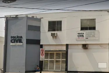 Imagem ilustrativa da imagem Irmãos gêmeos de 1 ano morrem afogados em piscina de residência em MG