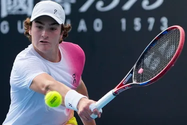 Imagem ilustrativa da imagem João Fonseca perde para Sonego, mas deixa Australian Open tendo encantado o mundo