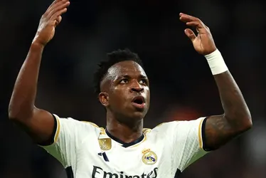 Imagem ilustrativa da imagem Jornal espanhol diz que futuro de Vinicius Júnior no Real é ‘incógnita’ diante de interesse saudita